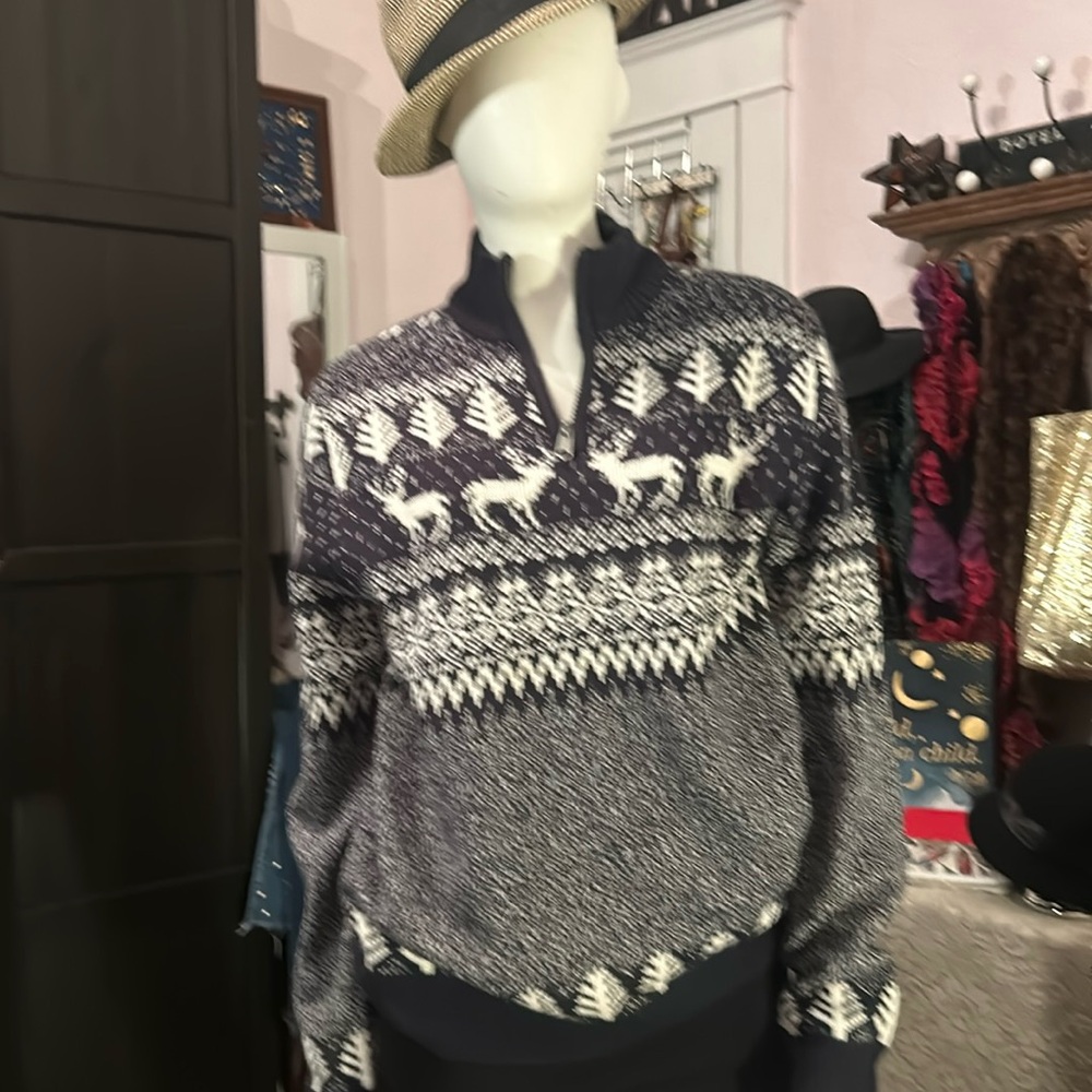 Vintage cottage core deer sweater